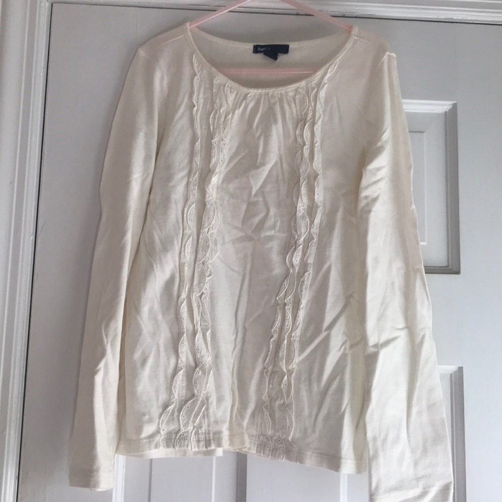 Girls top.